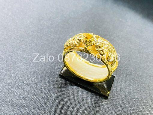 nhẫn rồng sapphire vàng 18k
